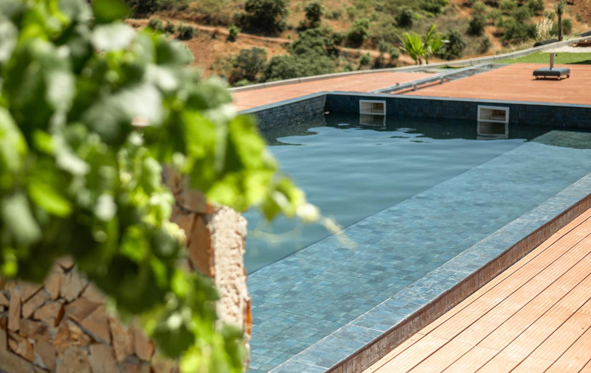 Portugals Infinity - Fantastica Com Vista De Mar Em *